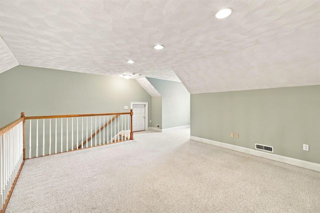 43 Sawgrass Circle, Londonderry, NH 03053