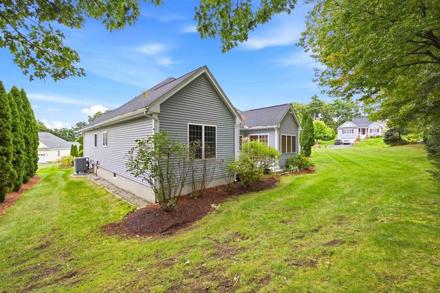 43 Sawgrass Circle, Londonderry, NH 03053