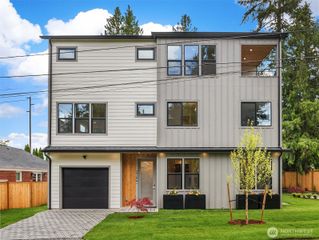 215 NE 123rd Street, Seattle, WA 98125