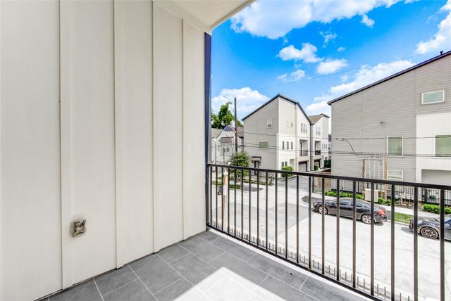 4035 Buck Street, Houston, TX 77020