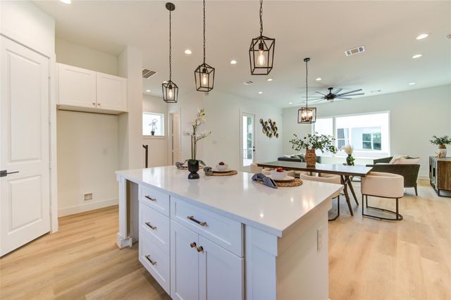 4035 Buck Street, Houston, TX 77020