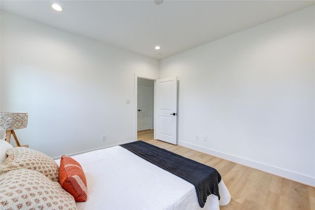 4035 Buck Street, Houston, TX 77020