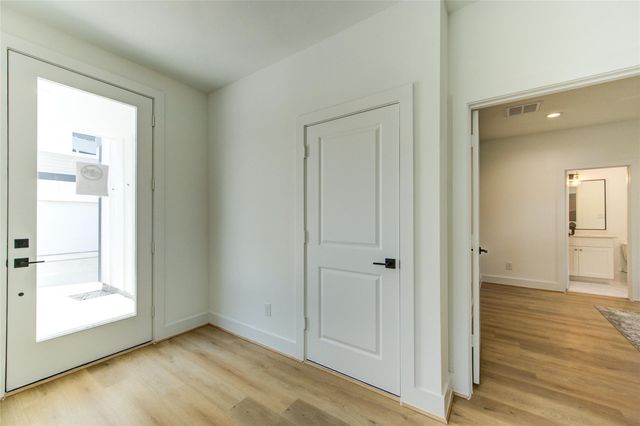 4035 Buck Street, Houston, TX 77020