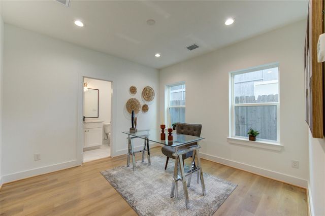 4035 Buck Street, Houston, TX 77020