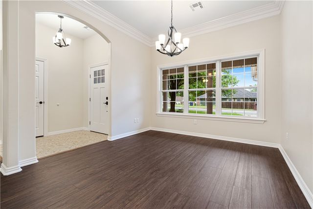 468 Sunset Lane, Siloam Springs, AR 72761