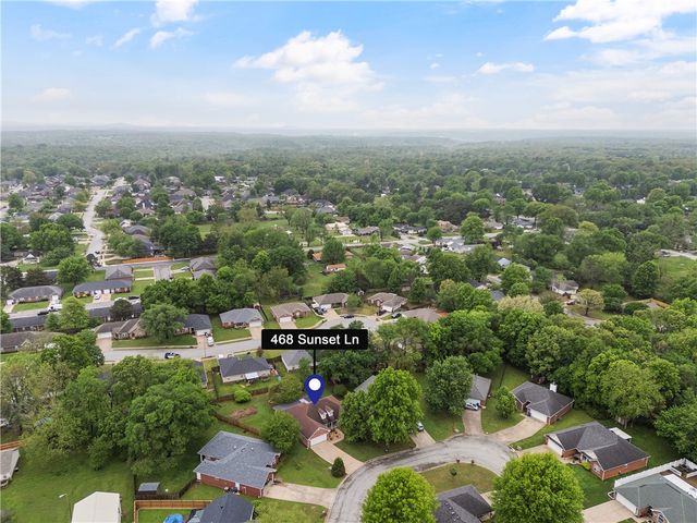468 Sunset Lane, Siloam Springs, AR 72761