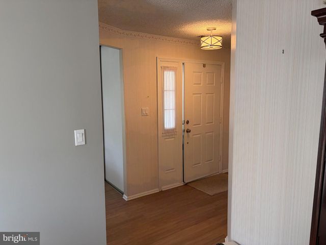 92 KNOLLWOOD DR, Woodbury, NJ 08096