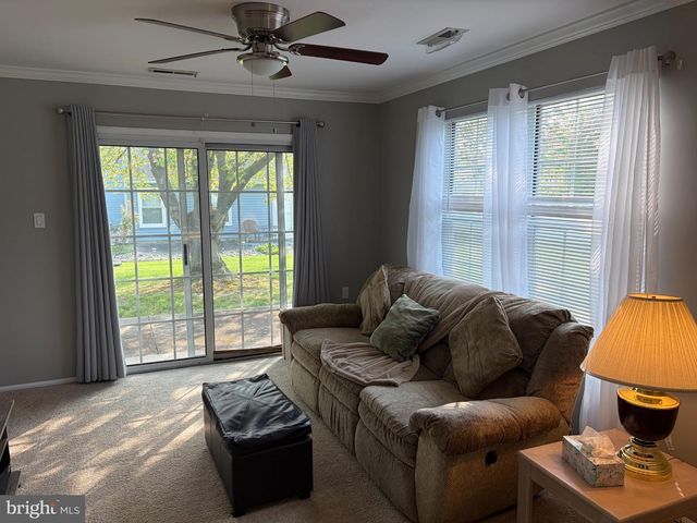 92 KNOLLWOOD DR, Woodbury, NJ 08096
