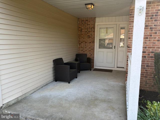 92 KNOLLWOOD DR, Woodbury, NJ 08096