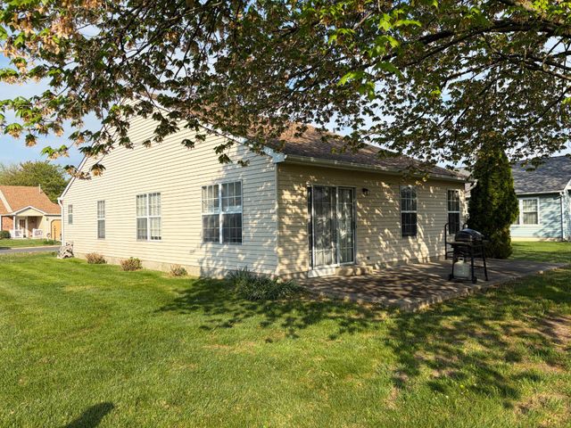 92 KNOLLWOOD DR, Woodbury, NJ 08096