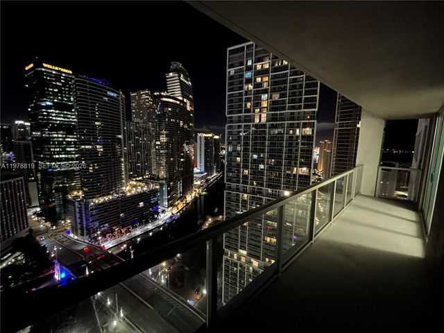 500 Brickell Ave 3803, Miami, FL 33131