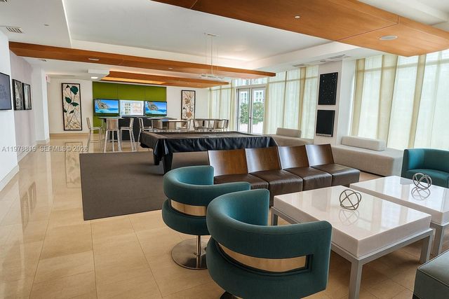 500 Brickell Ave 3803, Miami, FL 33131