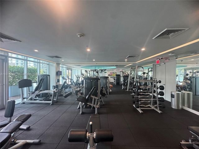 500 Brickell Ave 3803, Miami, FL 33131