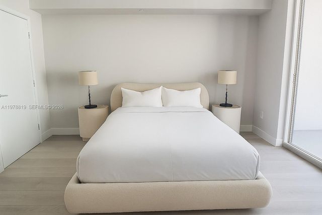 500 Brickell Ave 3803, Miami, FL 33131