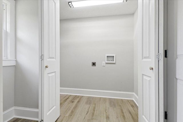 4 Chigger Ridge LN, Rocky Mount, VA 24151