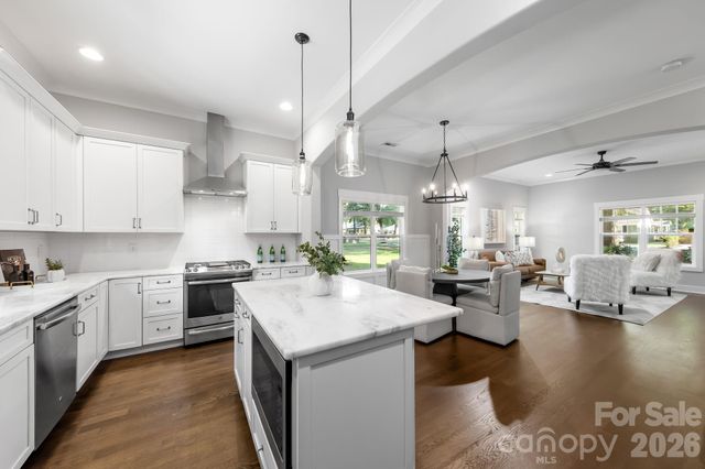 423 Sylvania Avenue, Charlotte, NC 28206