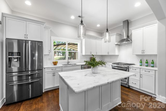 423 Sylvania Avenue, Charlotte, NC 28206