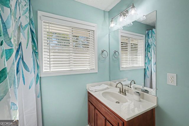 1764 Hollyhock Terrace, Decatur, GA 30032