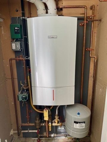 26 Highland Street, Mashpee, MA 02649