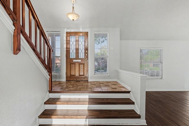 2080 Briarcliff Road, Lewisville, TX 75067