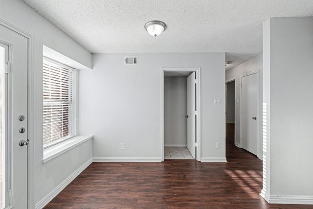 2080 Briarcliff Road, Lewisville, TX 75067