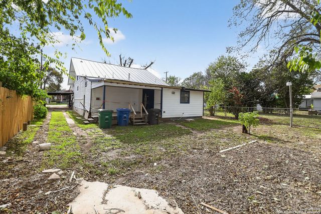 325 jennings, San Antonio, TX 78225