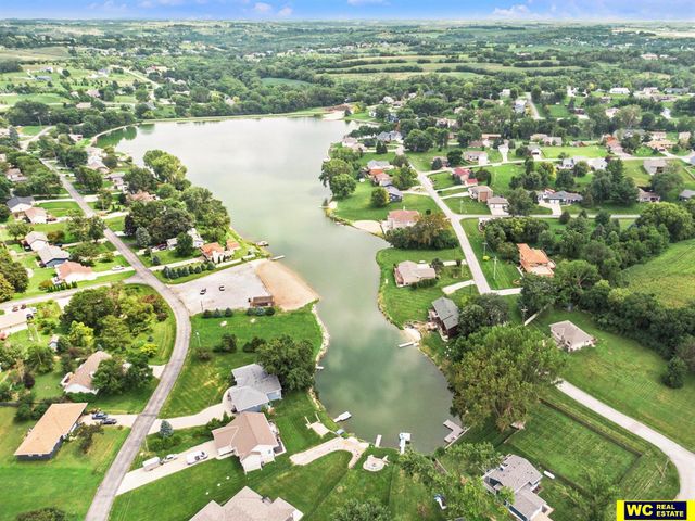 11153 N Lakeshore Drive, Blair, NE 68008