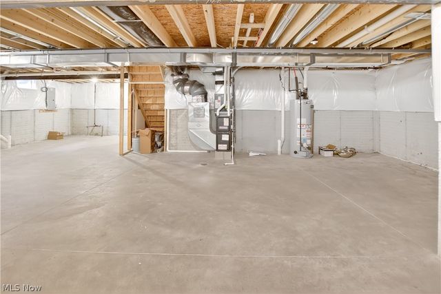 37111 Golden Eagle Drive, North Ridgeville, OH 44039