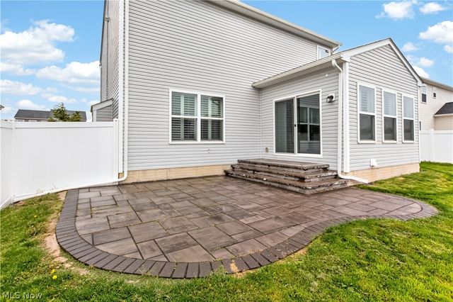 37111 Golden Eagle Drive, North Ridgeville, OH 44039