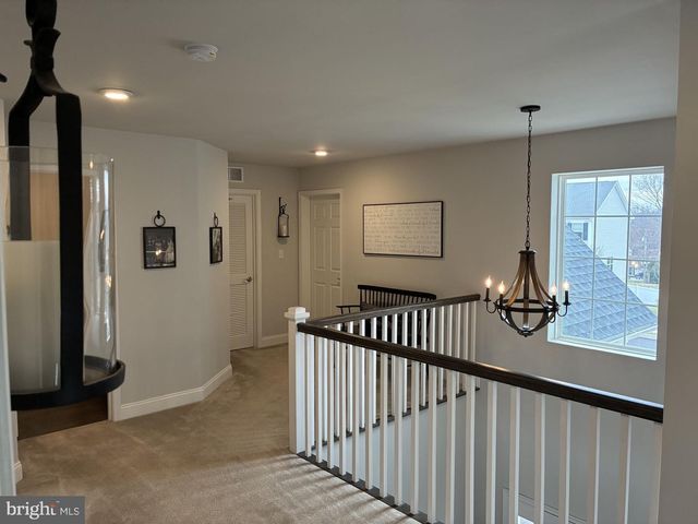 1010 BAYBERRY DR, Pennsburg, PA 18073