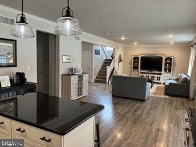 1010 BAYBERRY DR, Pennsburg, PA 18073