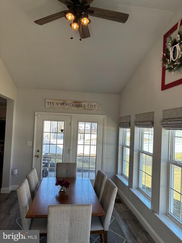 1010 BAYBERRY DR, Pennsburg, PA 18073