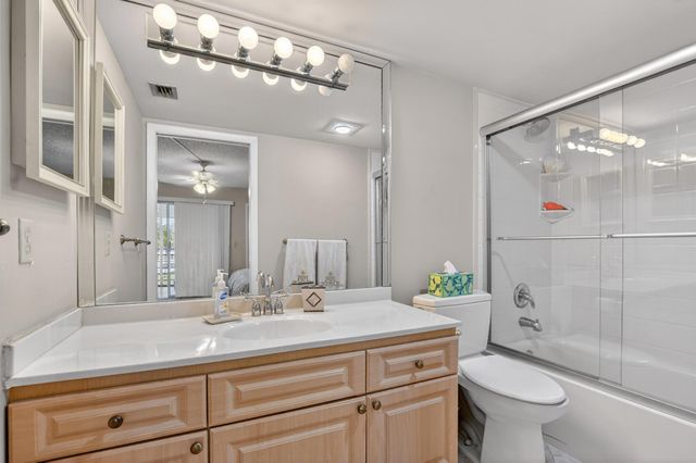 3009 Yarmouth A 3009, Boca Raton, FL 33434