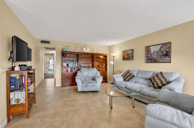 3009 Yarmouth A 3009, Boca Raton, FL 33434