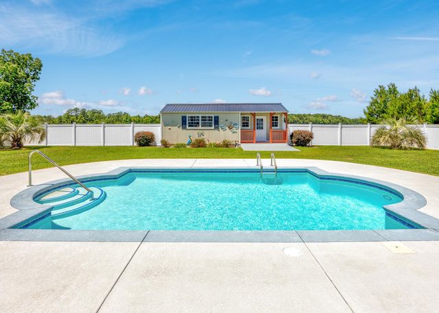 1478 Red Bluff Rd., Loris, SC 29569