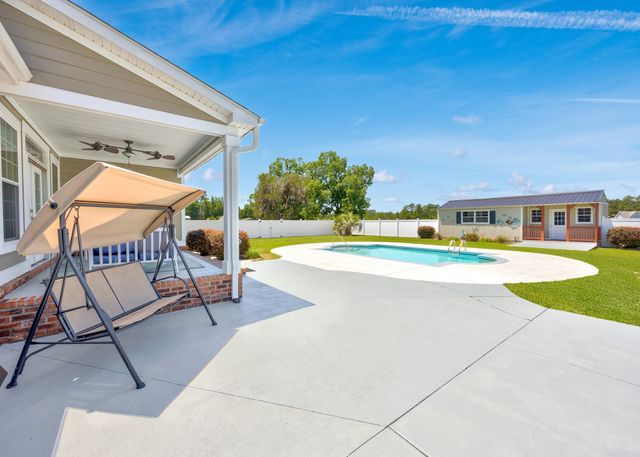 1478 Red Bluff Rd., Loris, SC 29569