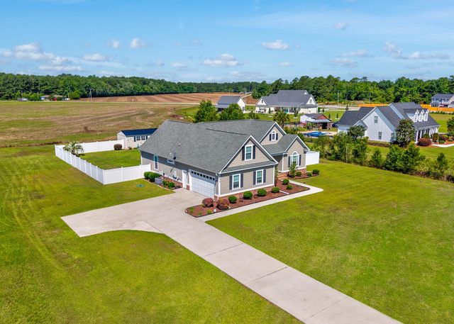 1478 Red Bluff Rd., Loris, SC 29569