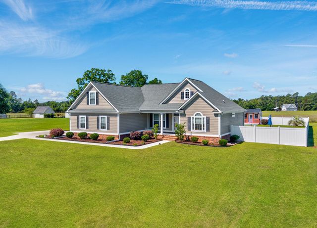 1478 Red Bluff Rd., Loris, SC 29569