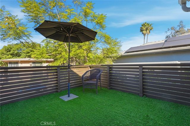3148 Barbara Court, Los Angeles, CA 90068