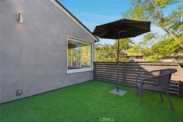 3148 Barbara Court, Los Angeles, CA 90068