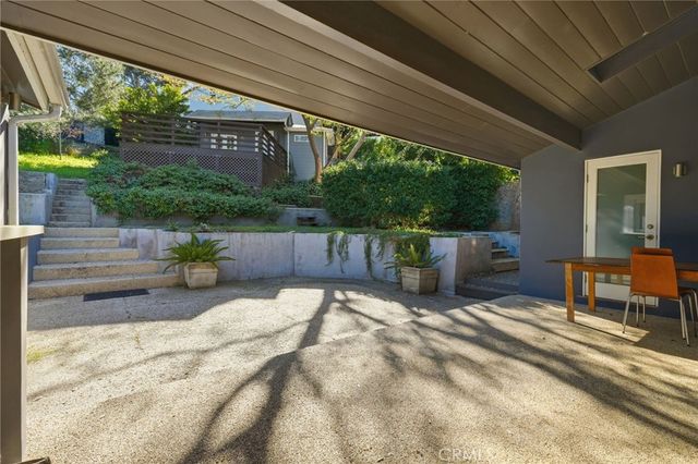 3148 Barbara Court, Los Angeles, CA 90068