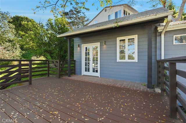 3148 Barbara Court, Los Angeles, CA 90068