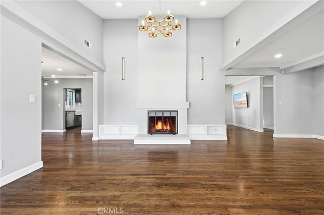 3148 Barbara Court, Los Angeles, CA 90068