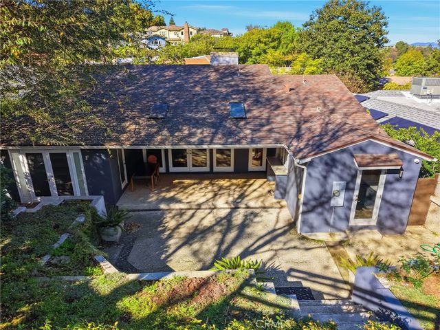 3148 Barbara Court, Los Angeles, CA 90068