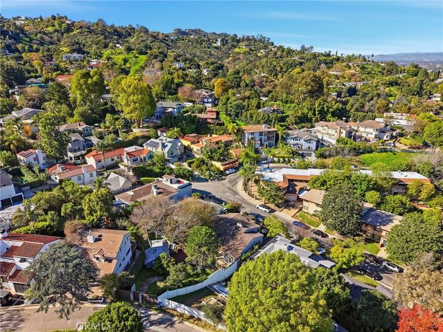 3148 Barbara Court, Los Angeles, CA 90068