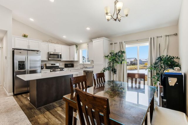 1004 Triumph Trail NE, Isanti, MN 55040