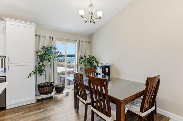 1004 Triumph Trail NE, Isanti, MN 55040