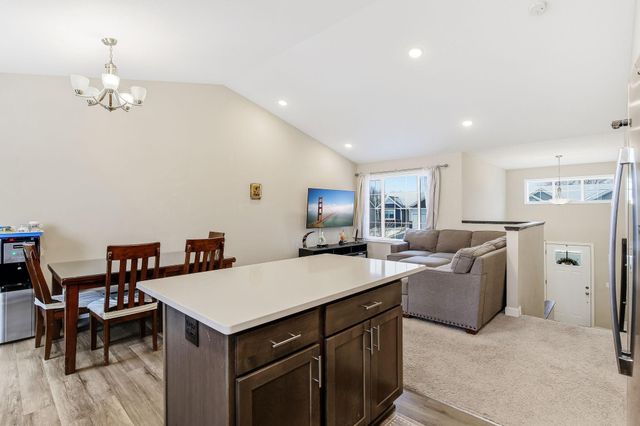 1004 Triumph Trail NE, Isanti, MN 55040