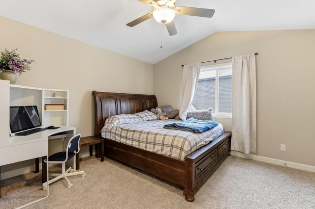 1004 Triumph Trail NE, Isanti, MN 55040