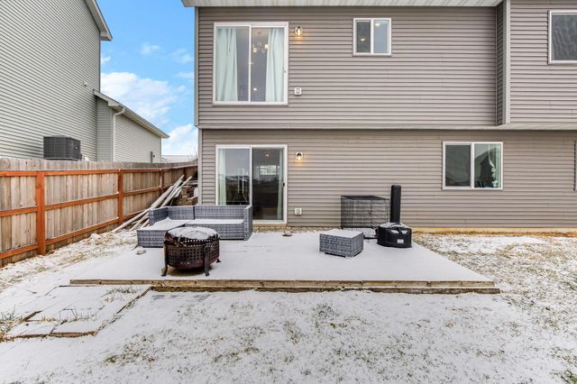 1004 Triumph Trail NE, Isanti, MN 55040